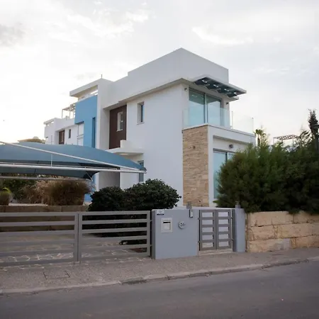 Villa Ultramarine *